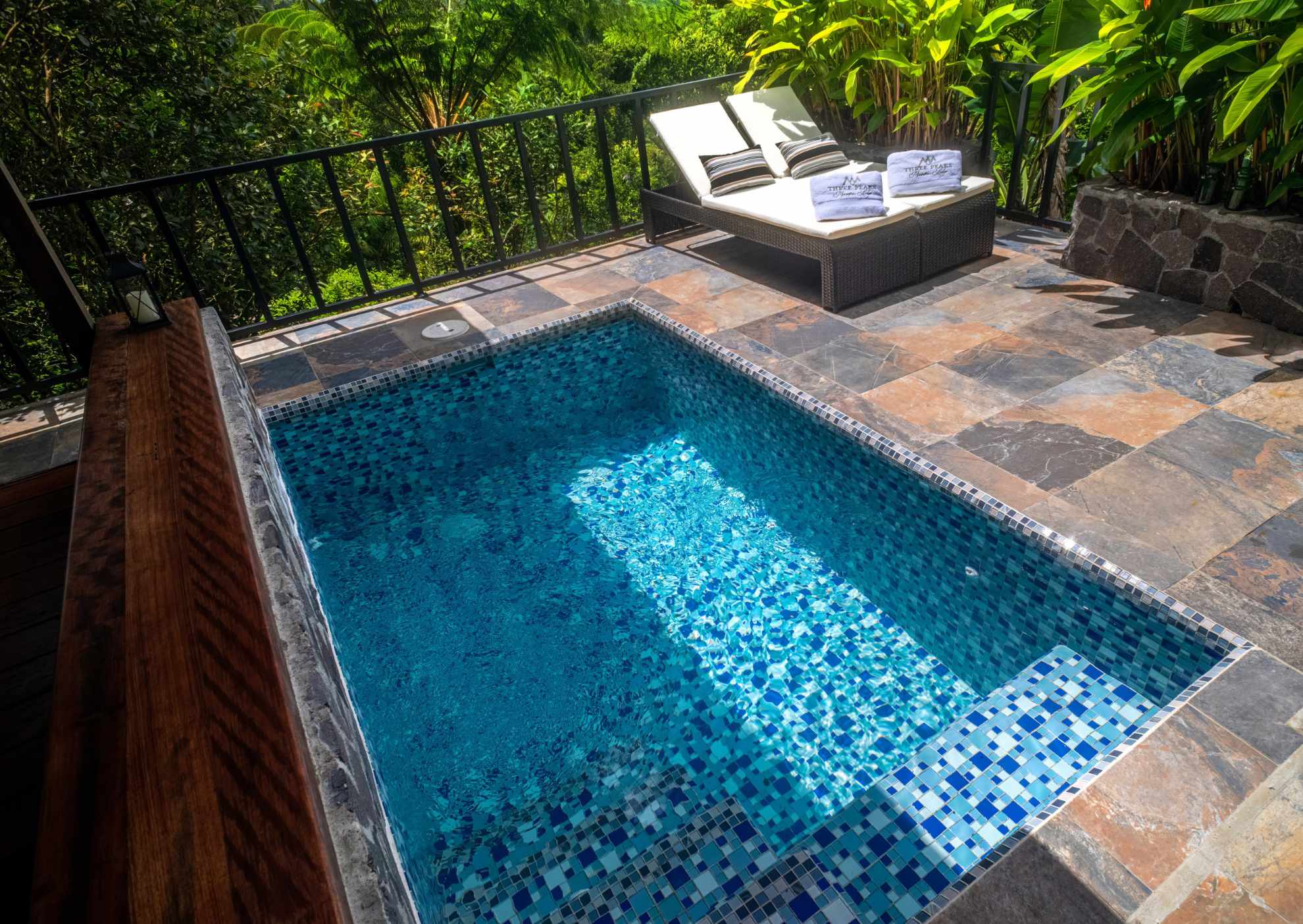 11-three-peaks